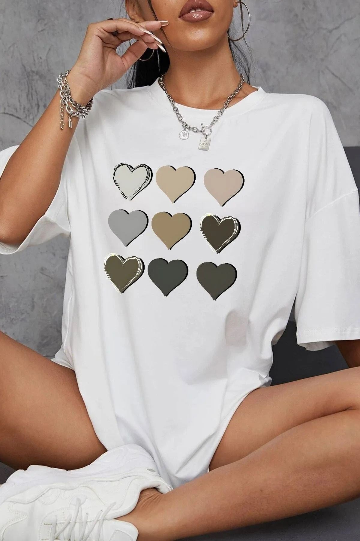 Unisex Kalp Baskılı Basic Bisiklet Yaka Regular T-shirt %100 Pamuk