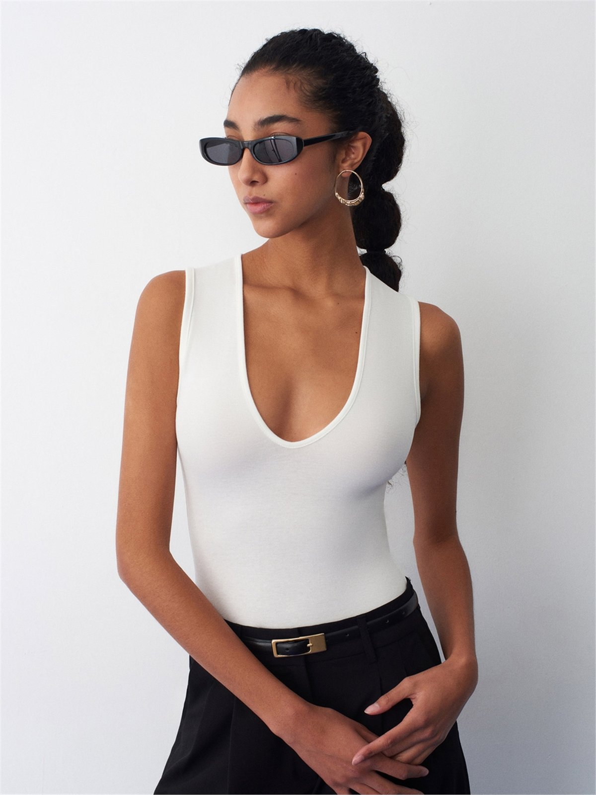 DİLVİN V Yaka Bodysuit