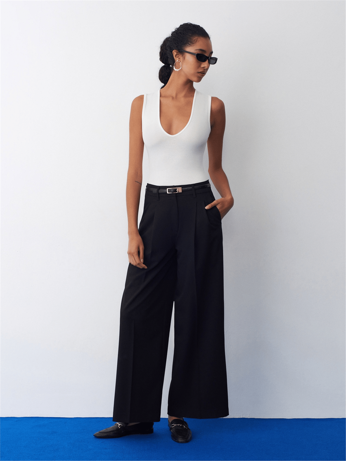 DİLVİN V Yaka Bodysuit