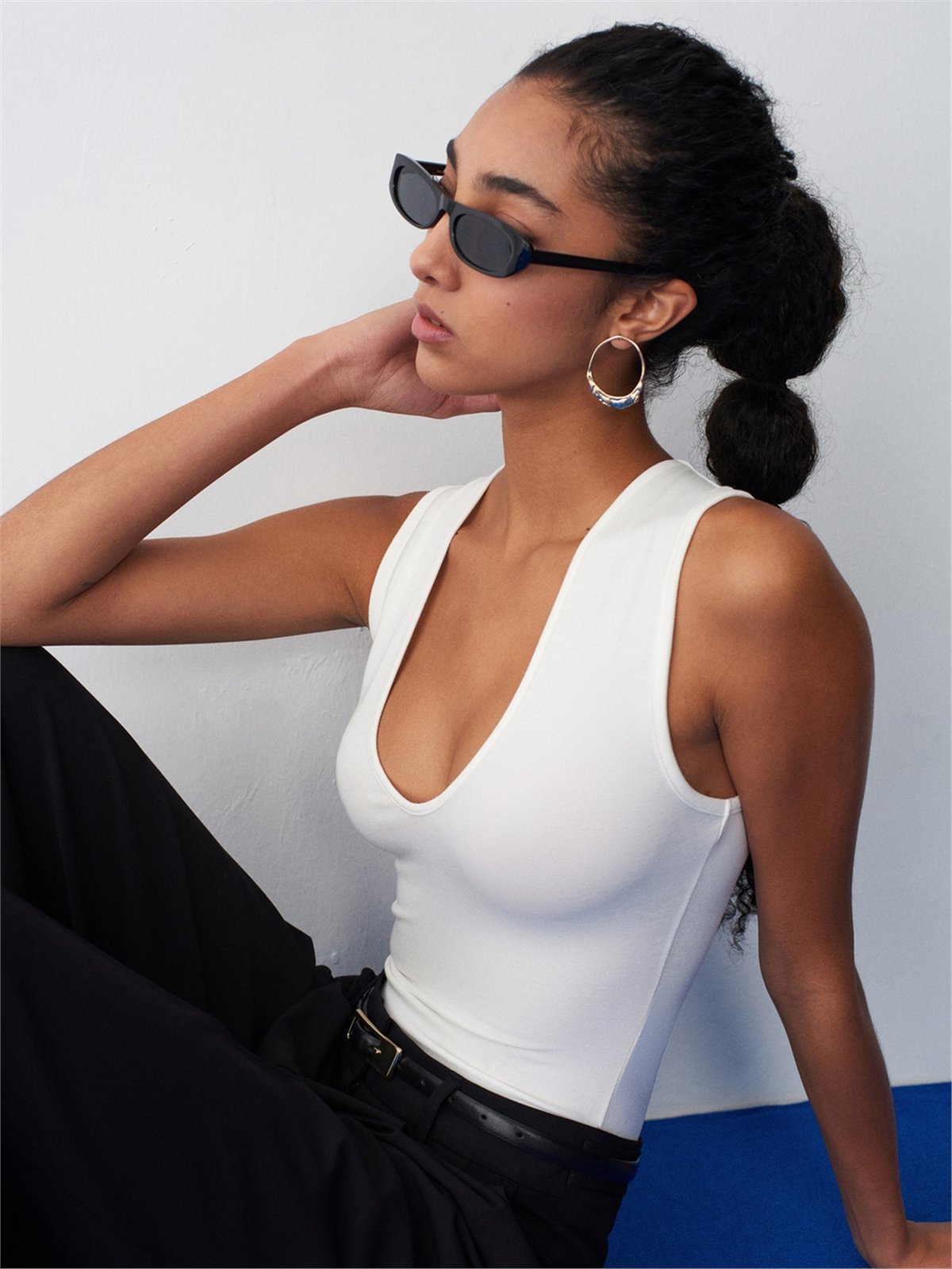 DİLVİN V Yaka Bodysuit