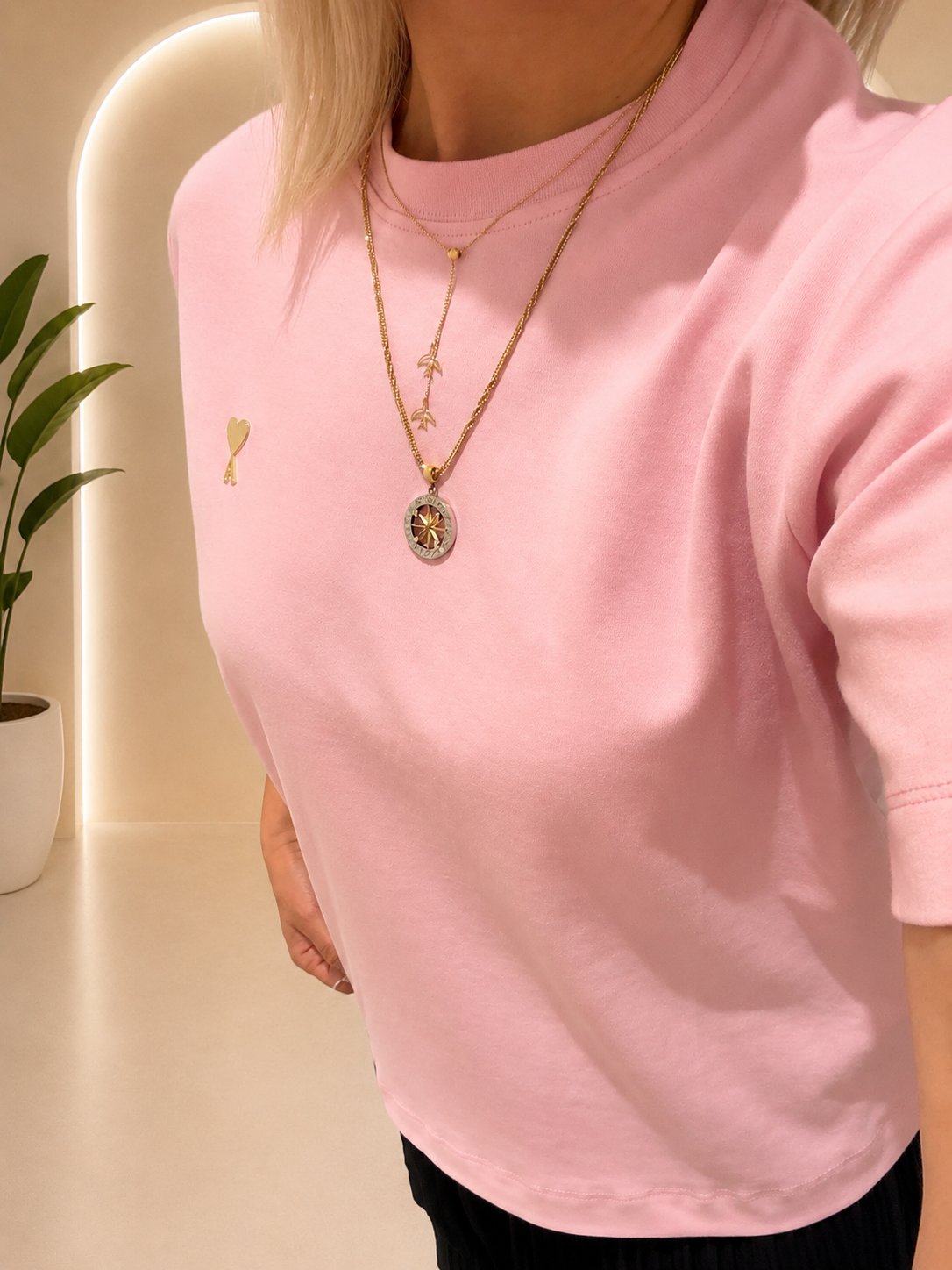 PEMBE AMİ YAZILI BASİC TİŞÖRT