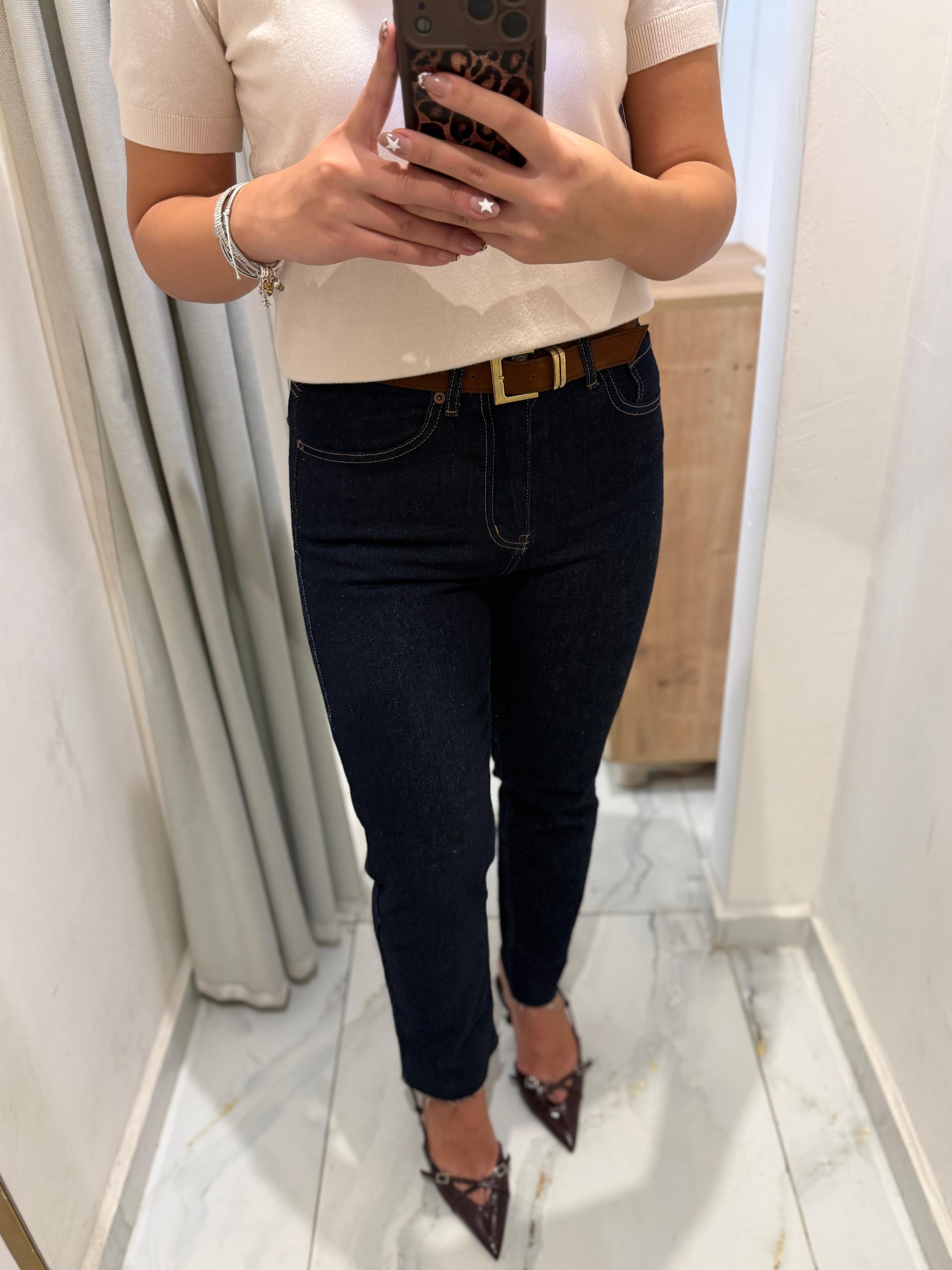 ZR KOYU LACİVERT KESİK PAÇA JEAN