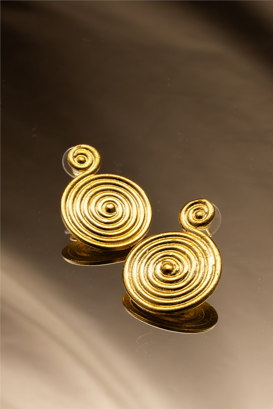 Spiral Pirinç Altın Kaplama Küpe