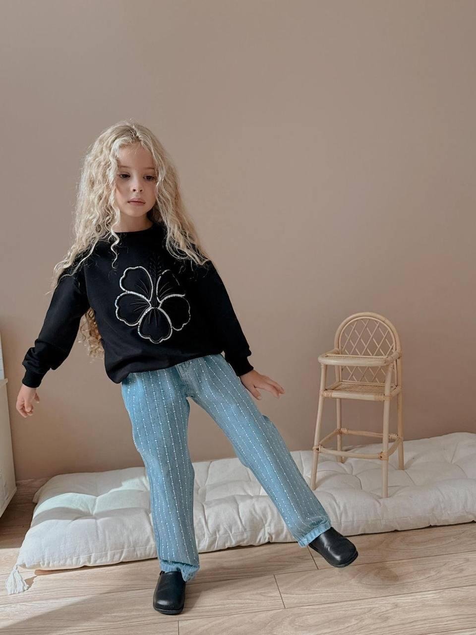Cg Kids Nakışlı Pul işlemeli 2 Iplik Sweatshirt Alt Üst Taş işlemeli Kot Jean Pantolon Takım Alt Üst Süper Kalite Kumaş