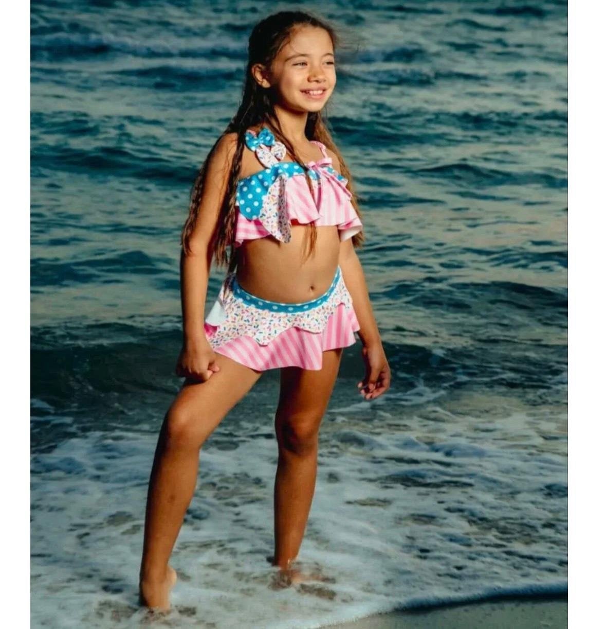 Cg Kids Renkli Desen Baskılı Fiyonk Detaylı Askılı Kız Çocuk Bikini / Mayo Alt Üst Takım Süper Kalite