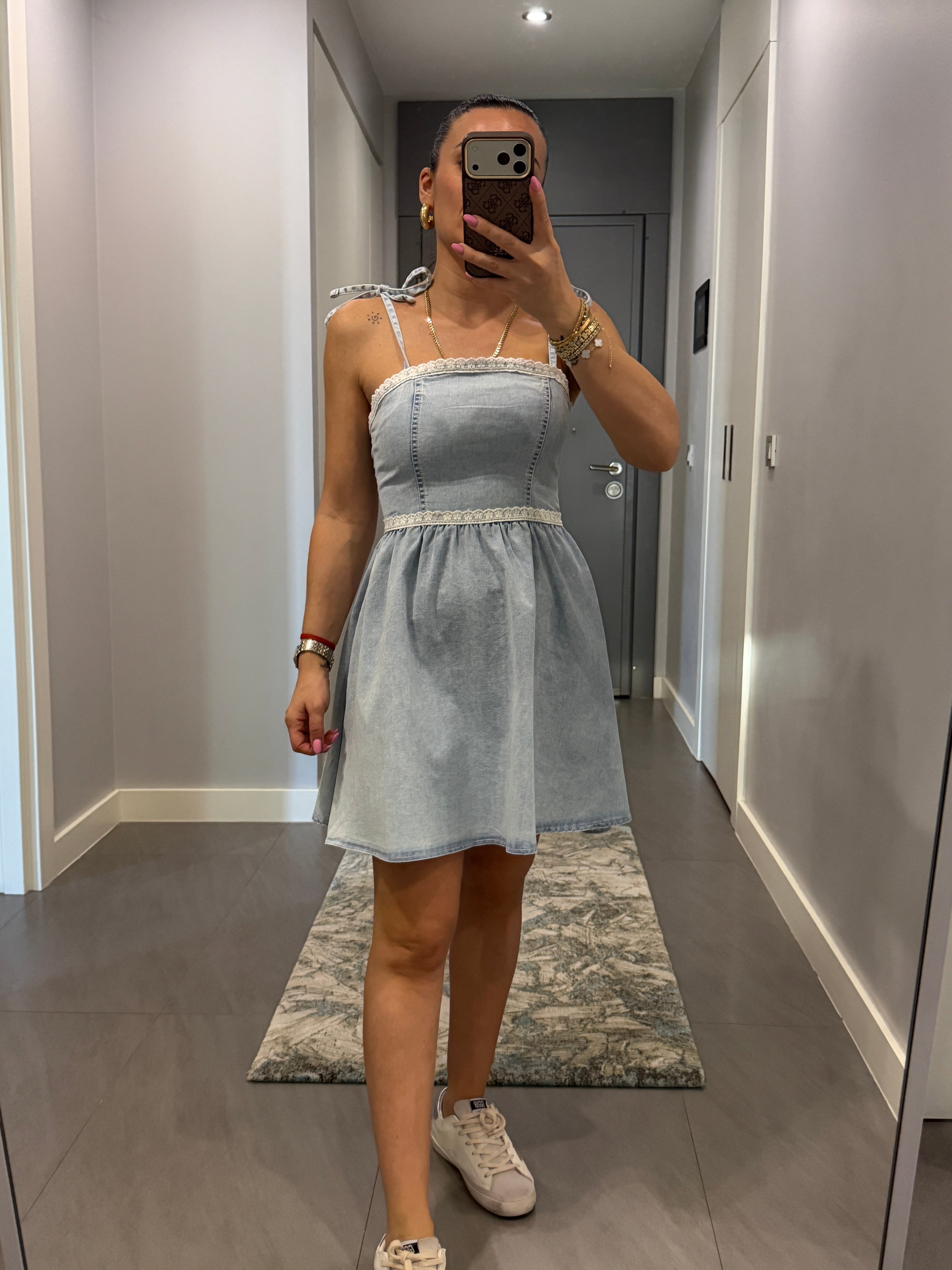 İp Askılı Fistolu Mini Jean Elbise