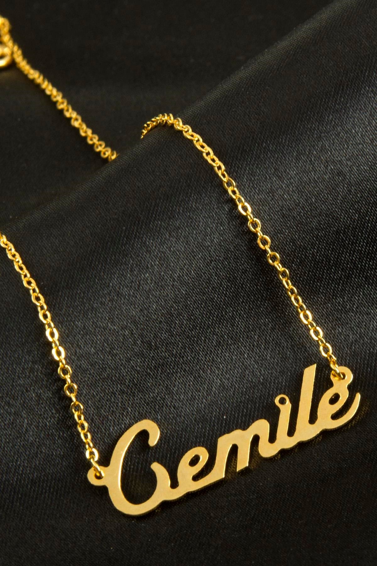 Cemile isimli kolye (Kişiye Özel)