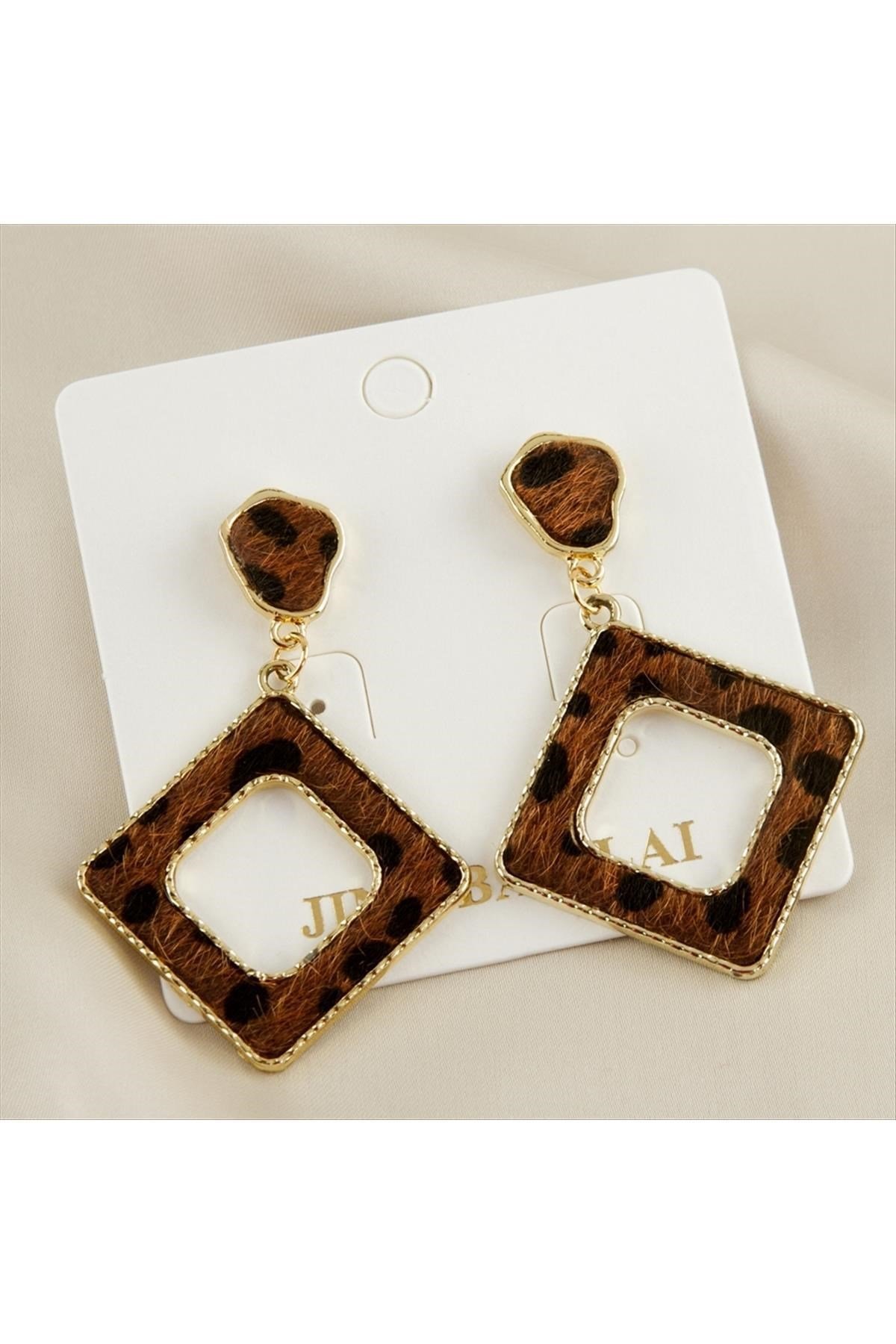 Kare Leopar Desenli Zara Küpe