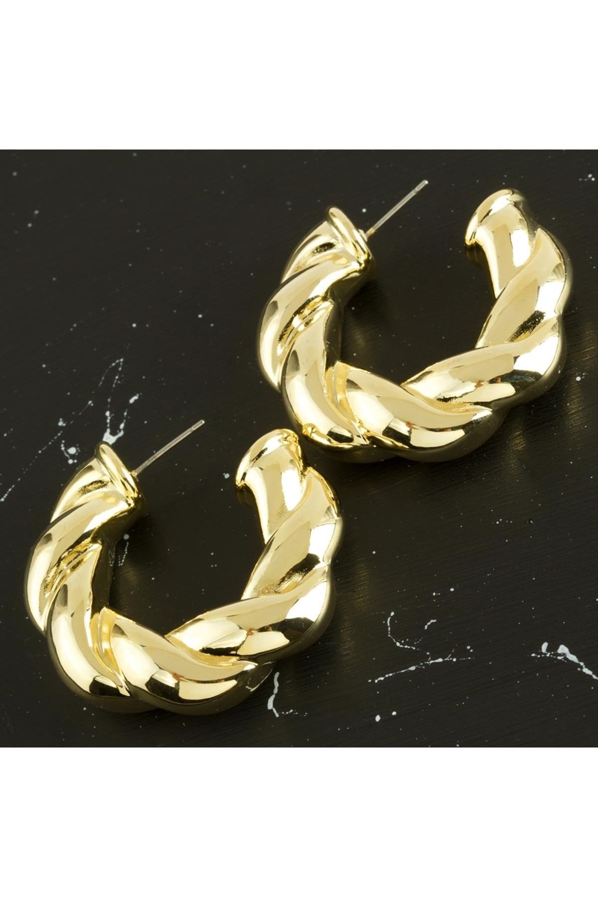 Örgülü Lüks Küpe 3,5 cm