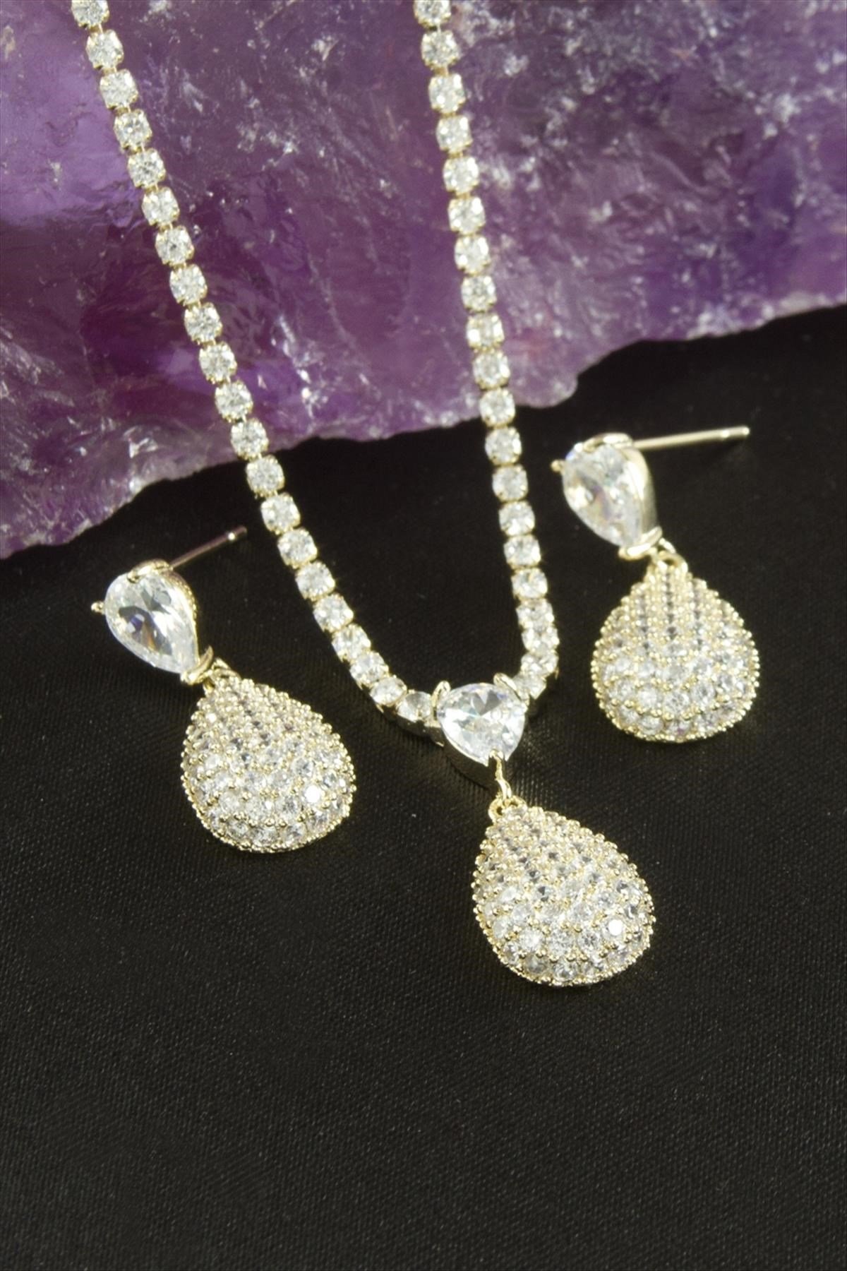 Oval Zirkon Taşlı Lüks Set Kolye