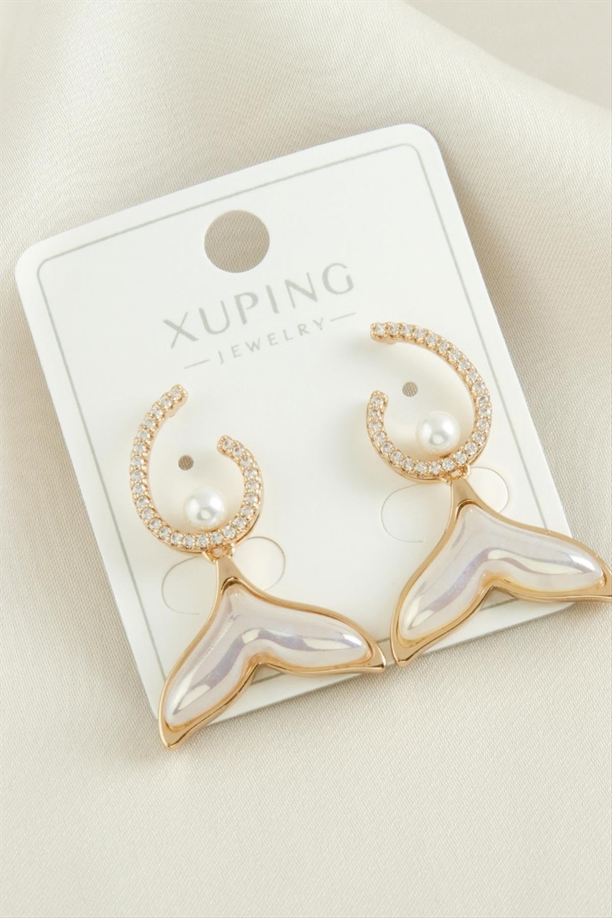 Xuping Kanat Zirkon Taşlı Lüks İnci Çelik Küpe