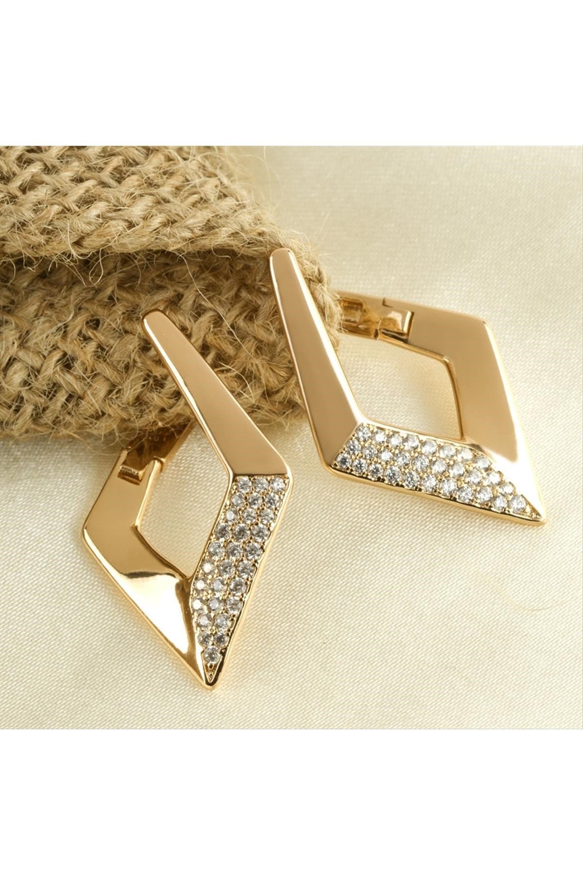 Xuping Lüks Zirkon Taşlı Çelik Küpe