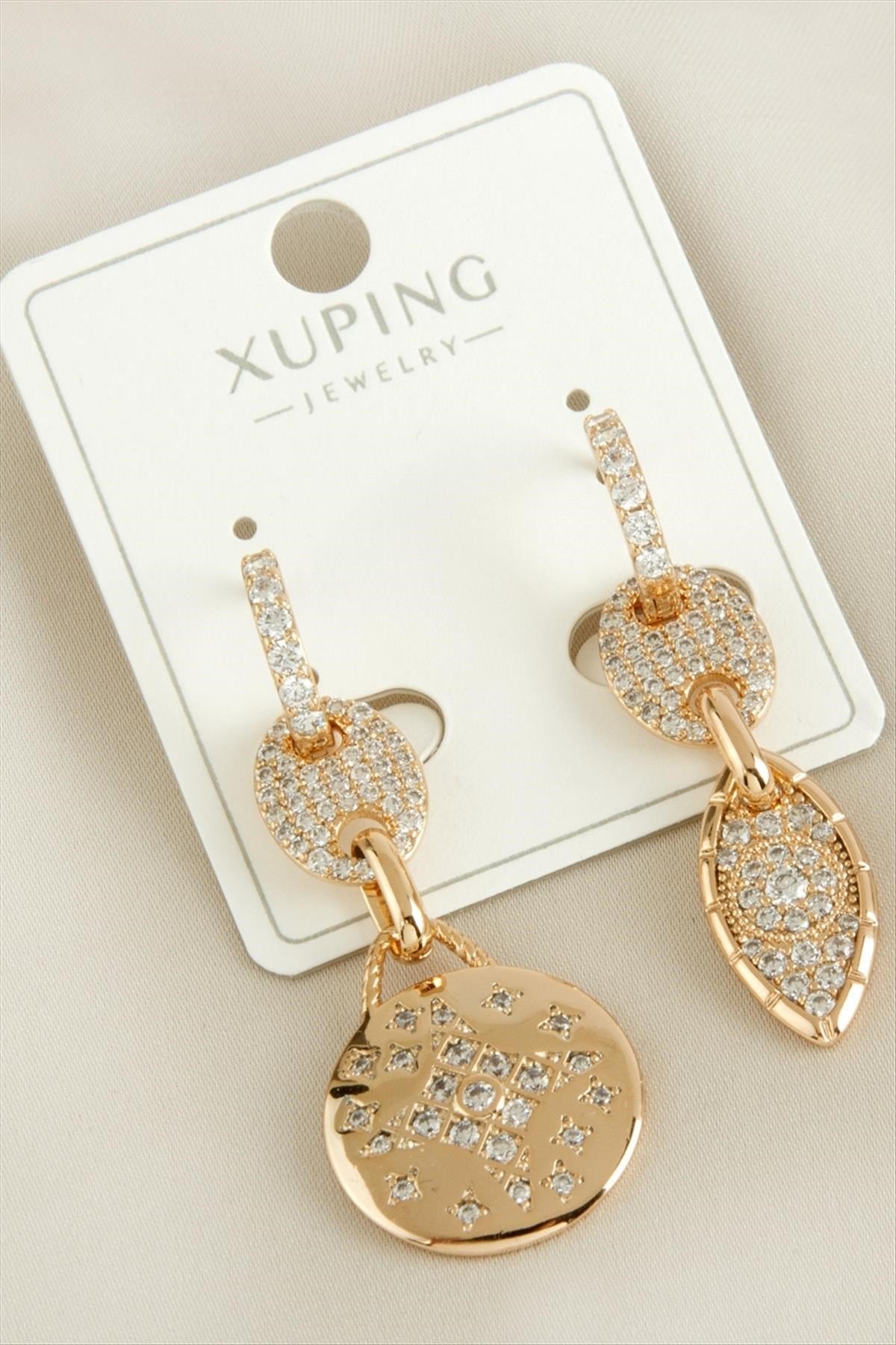 Xuping Oval Zirkon Taşlı Lüks Çelik Küpe