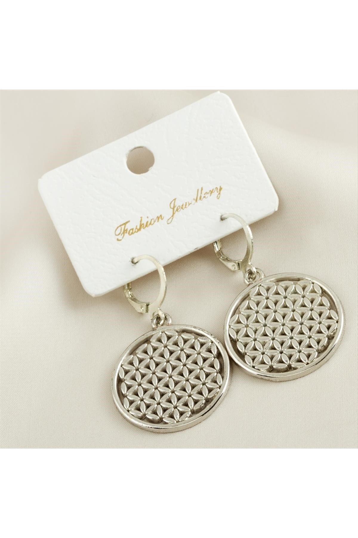Yaşayan Oval Trend Metal Küpe