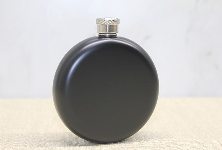 Yuvarlak Tekli Matara 5 Oz Siyah