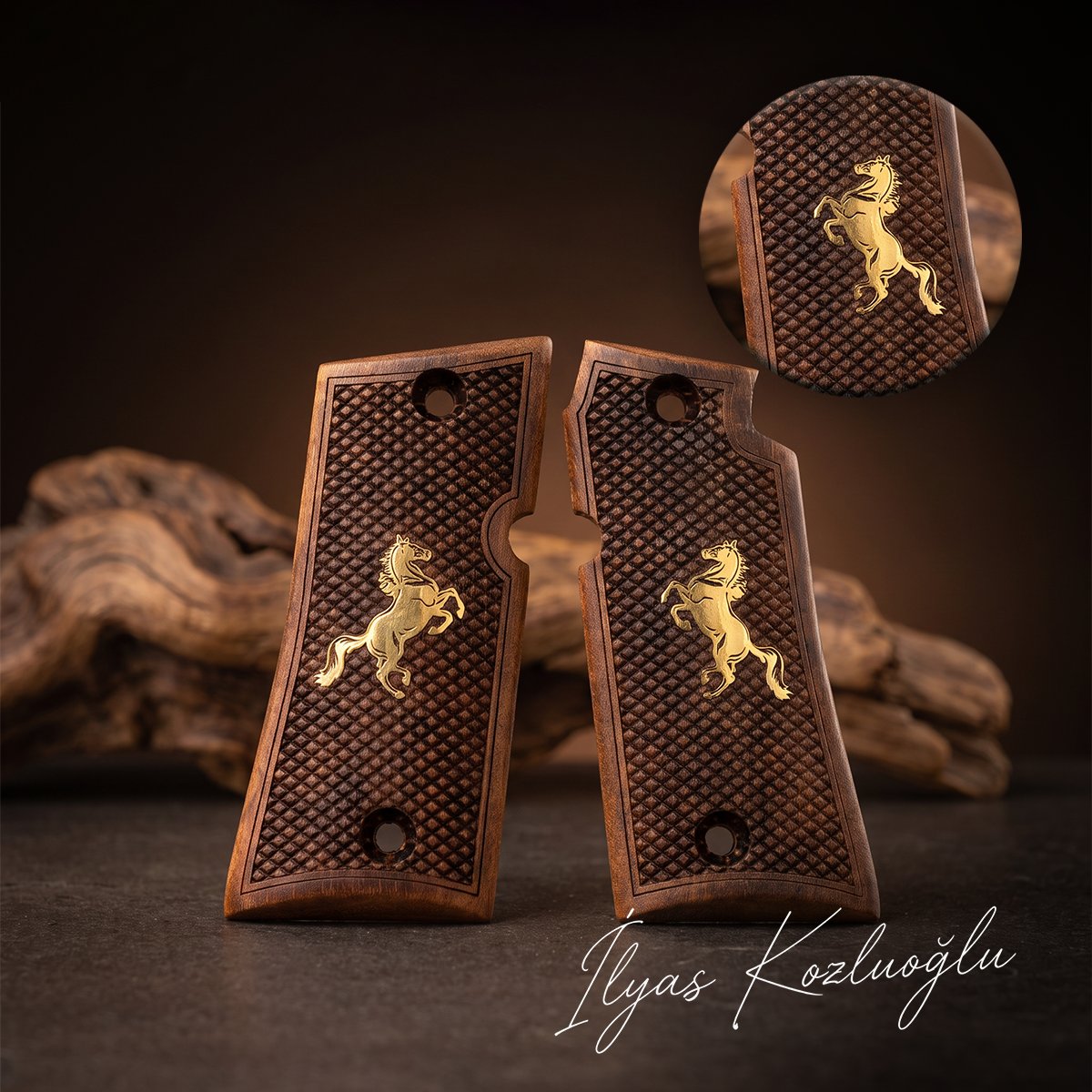 Colt Mustang Ceviz Kabza Tam Yüzey Baklava Desenli Üzeri Sarı Pirinç At Logolu