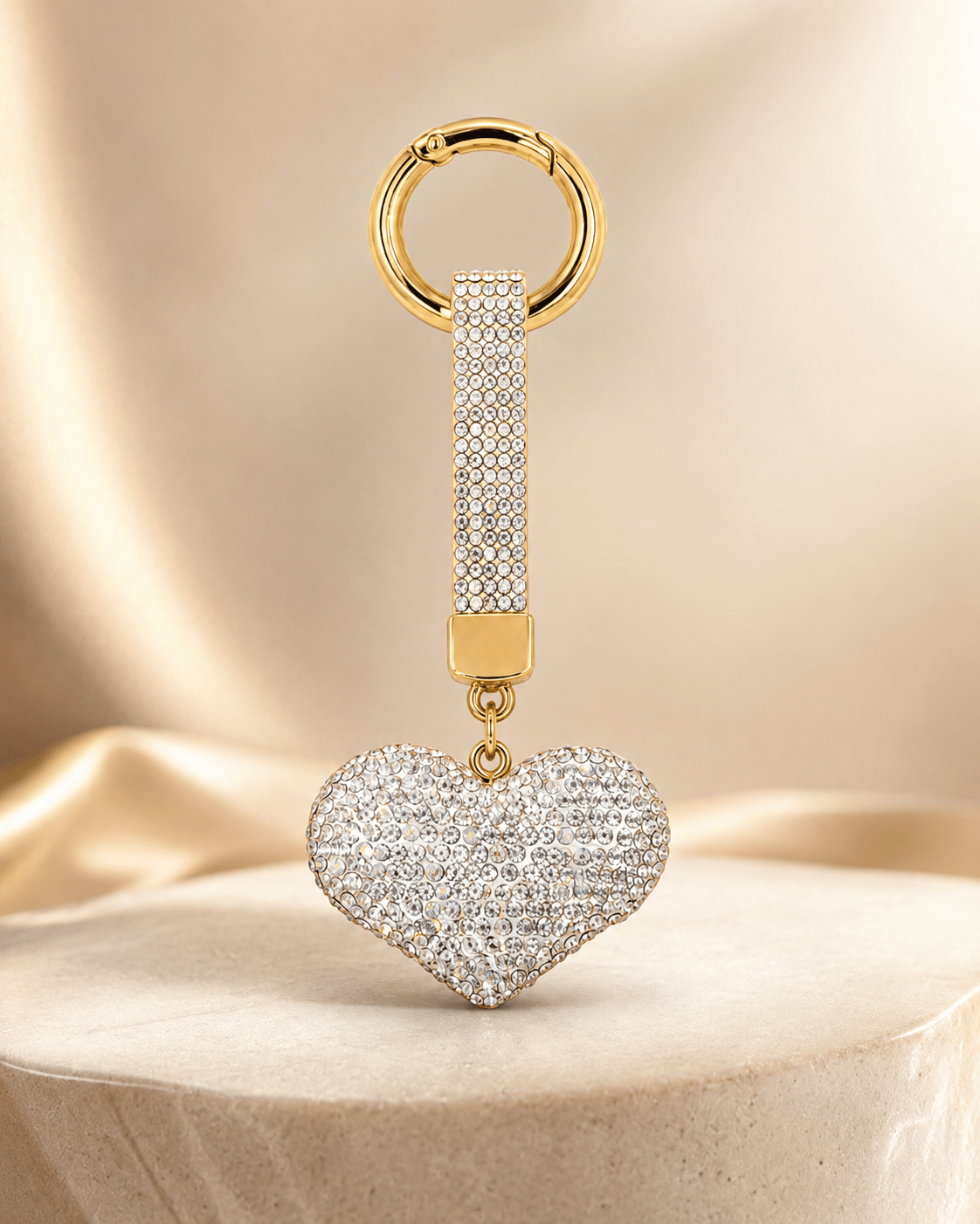Gümüş Kalpli Taşlı Çanta Charmı – Kristal Bag Charm