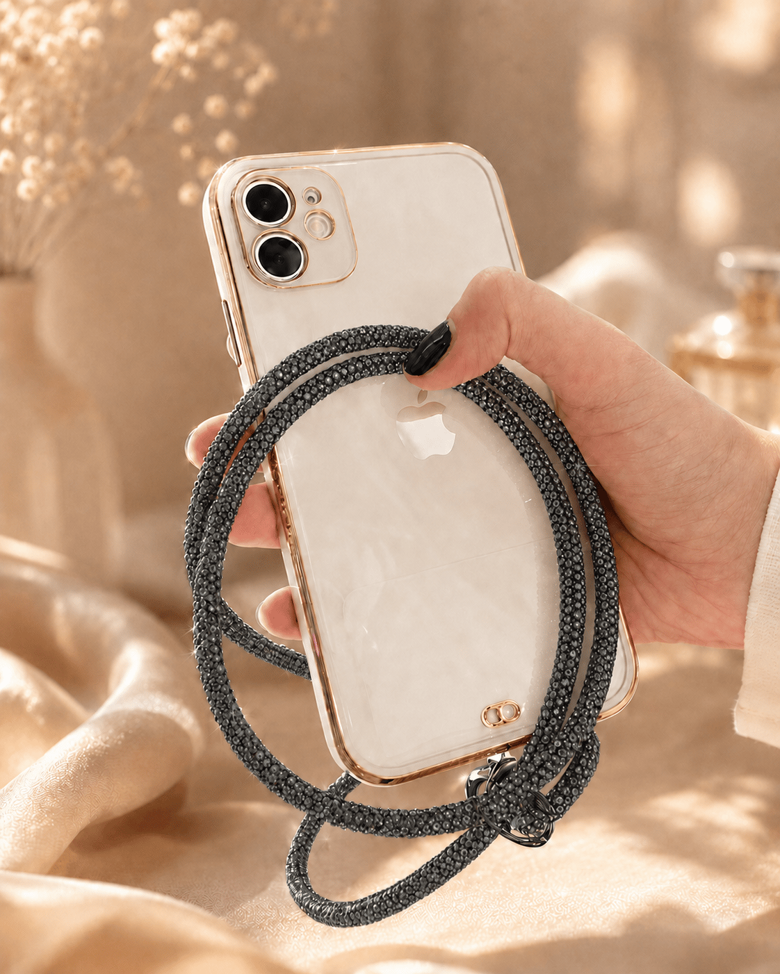 Koyu Gri Taşlı Telefon Boyun Askısı – Kristal Taşlı Şık Boyun Askısı
