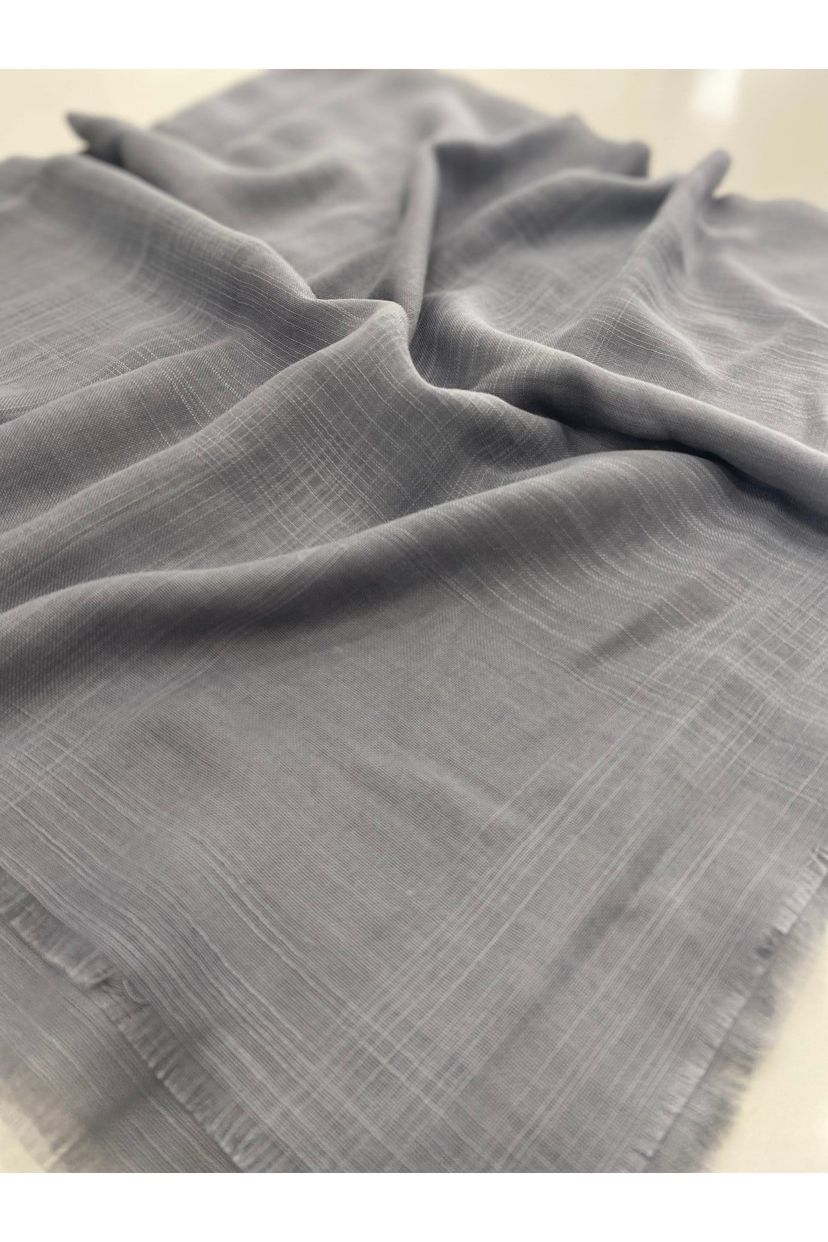Gri Flamlı Pamuklu Yazma Esarp 100x100 Cm