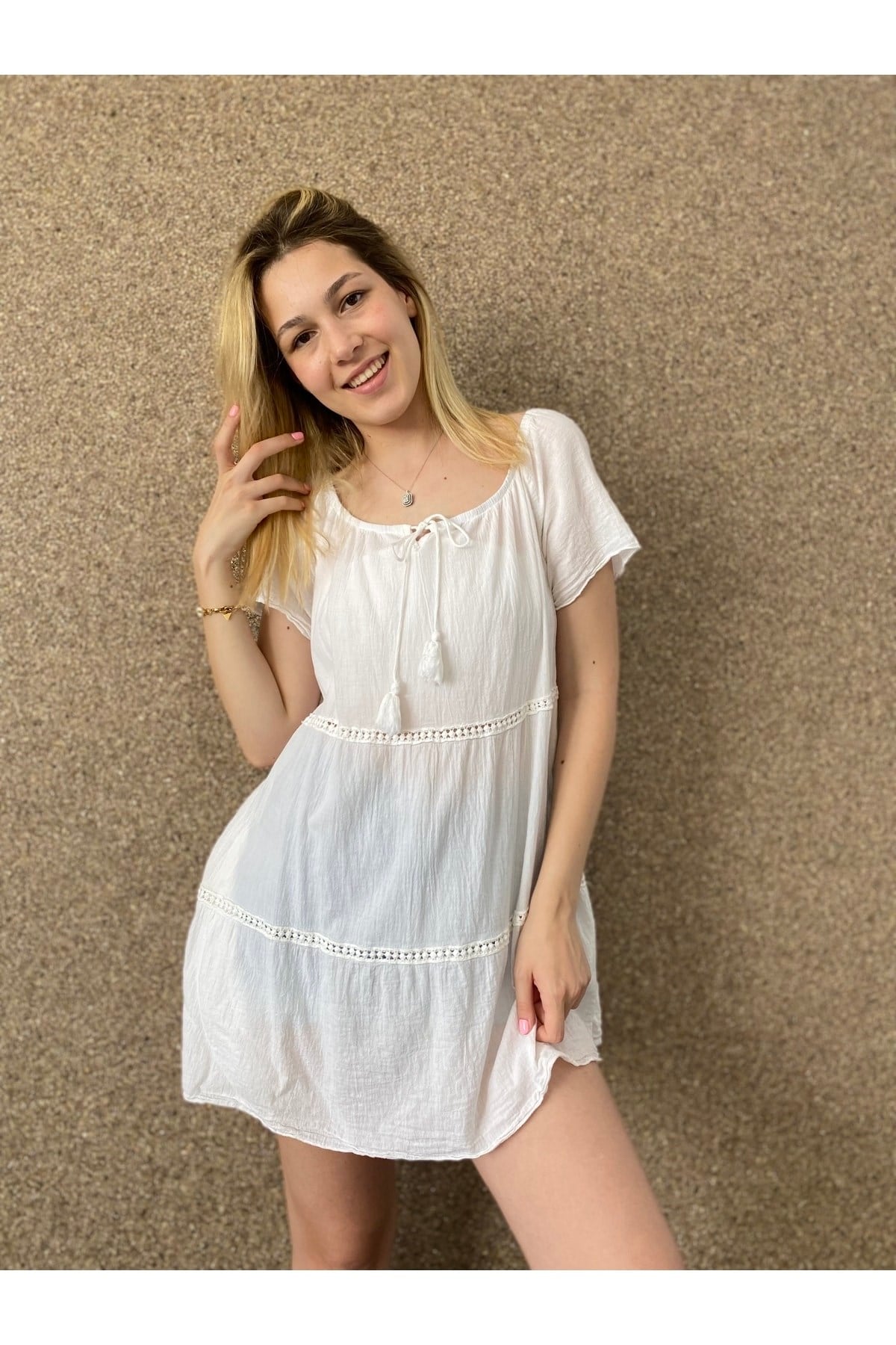 Kadın Beyaz Prenses Yaka Naturel Tunik