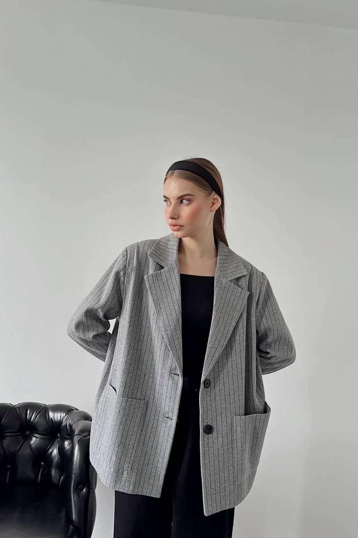 Toptan Gri Çizgili Oversize Ceket