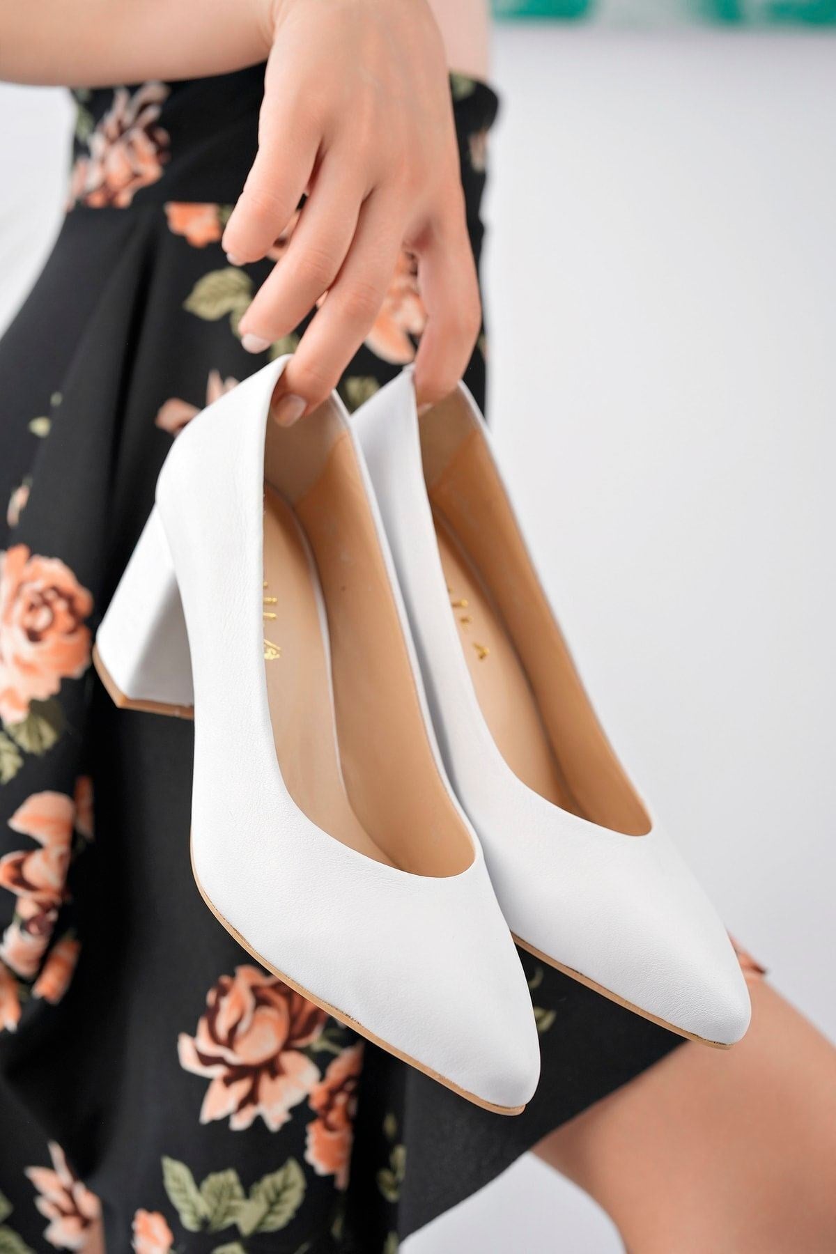 Ernila Shoes Hakiki Deri Alçak Topuklu Kadın Stiletto