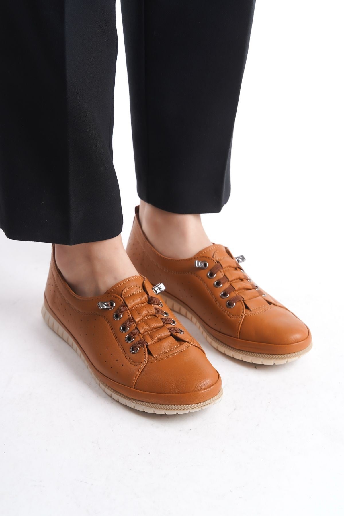 HAKİKİ DERİ KADIN CASUAL COMFORT AYAKKABI