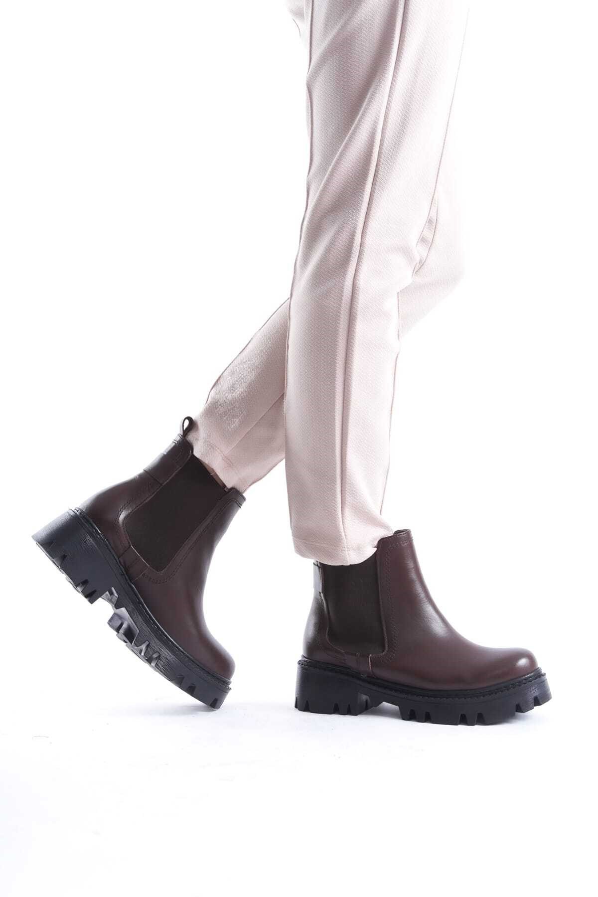 SHOES HAKİKİ DERİ LASTİKLİ KADIN BOT