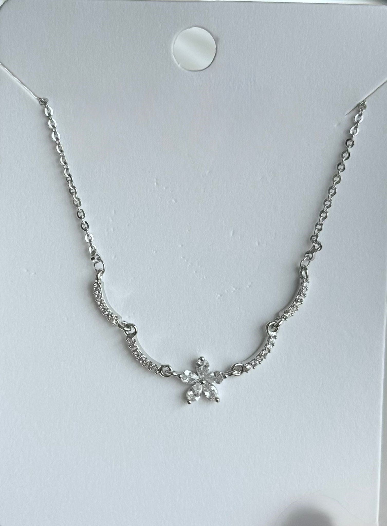 Silver minimal çiçek kolye - 1048