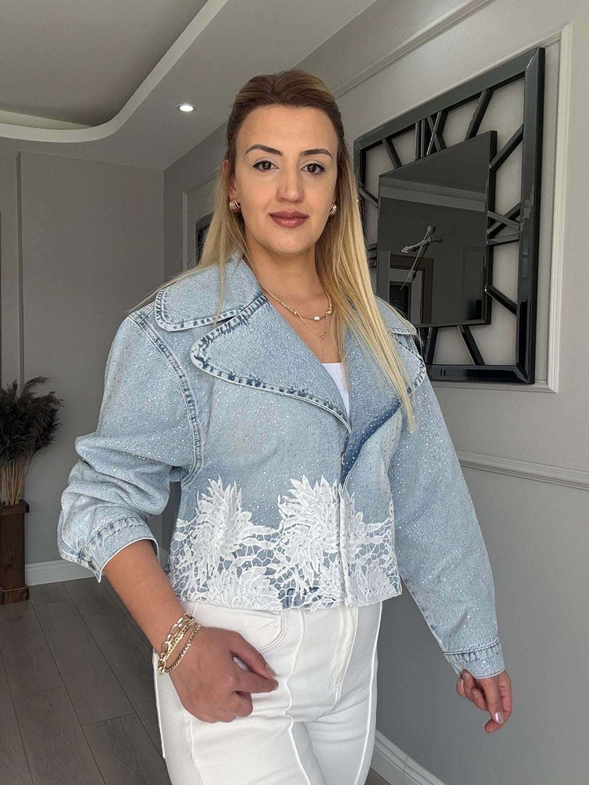 FULL TAŞLI GÜPÜR GEÇİŞLİ DENİM CEKET
