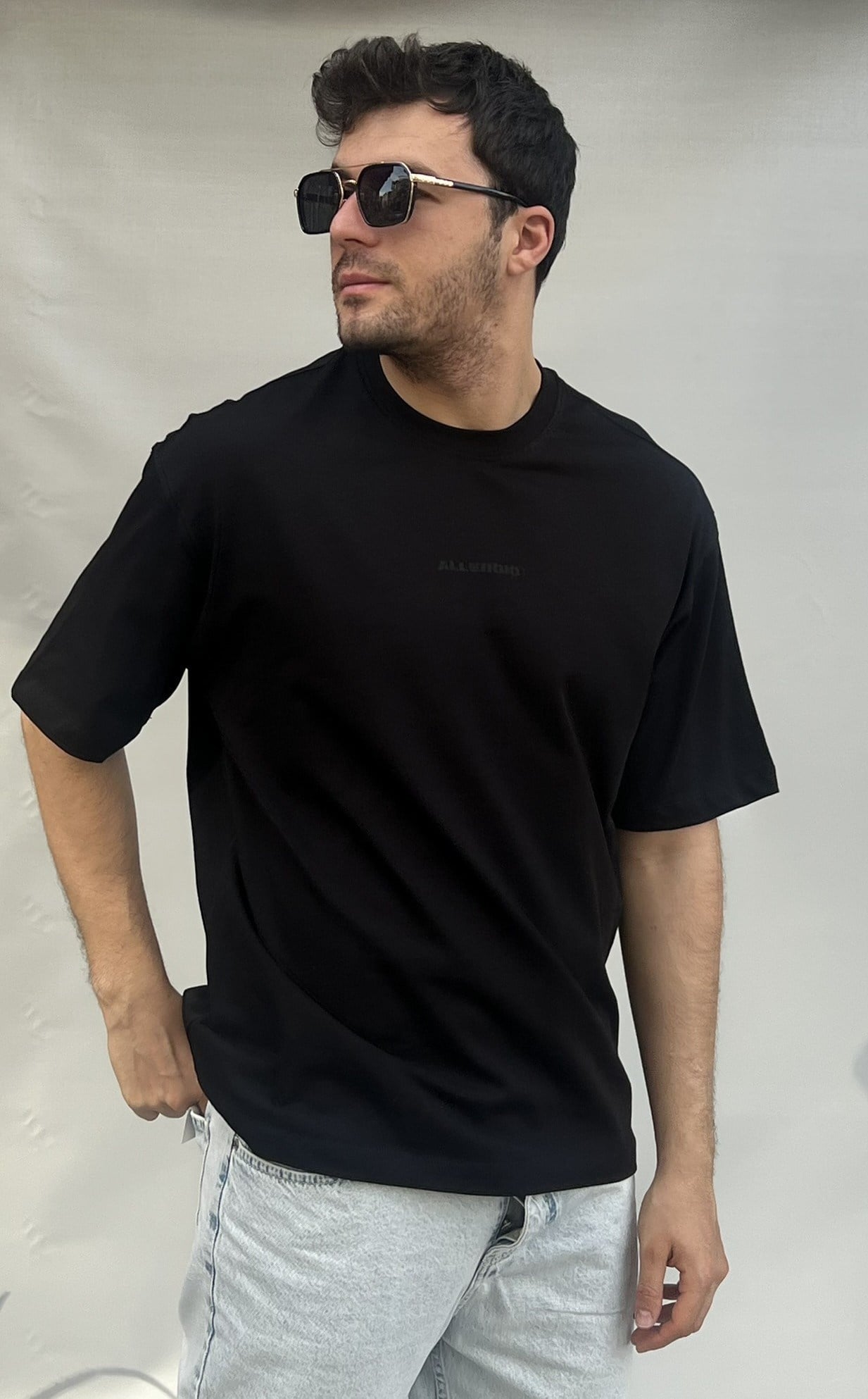 Allergic Oversize T-shirt