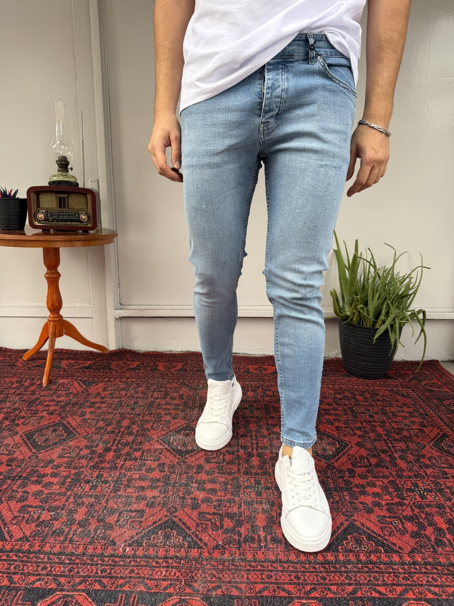 Buz Mavi Eskitme Detay SkinnyFit Jean