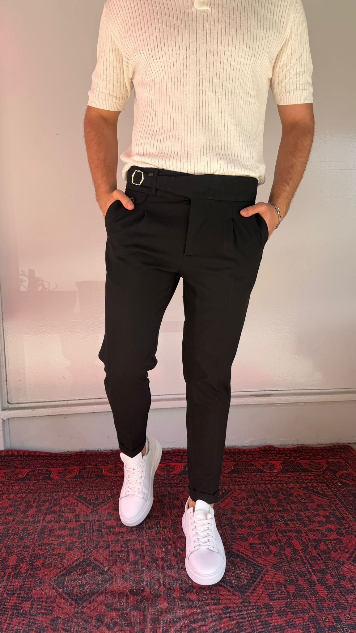 Siyah Tokalı Pileli Erkek Kumaş Pantolon