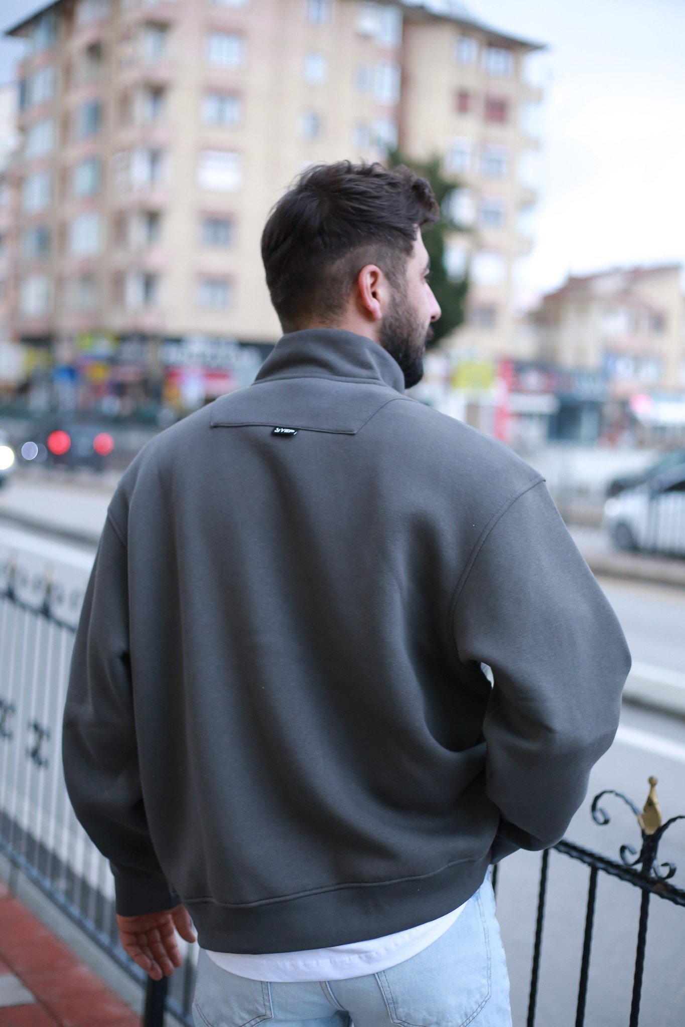 Düğme Detay Dik Yaka Sweat