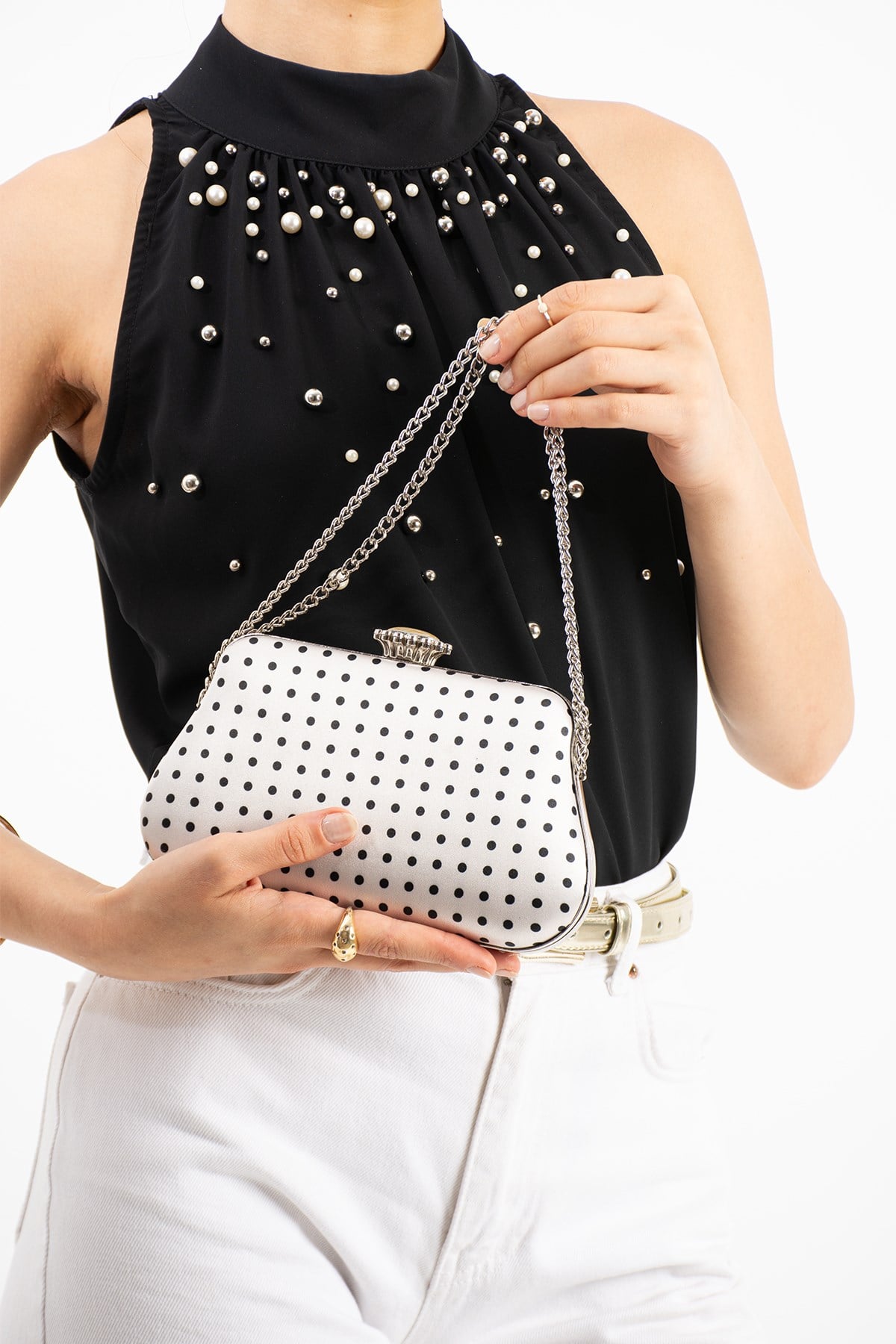 POLKIA Ekru Saten Kumaş Puantiye Desenli Zincir Askılı Klips Kapamalı Clutch Çanta