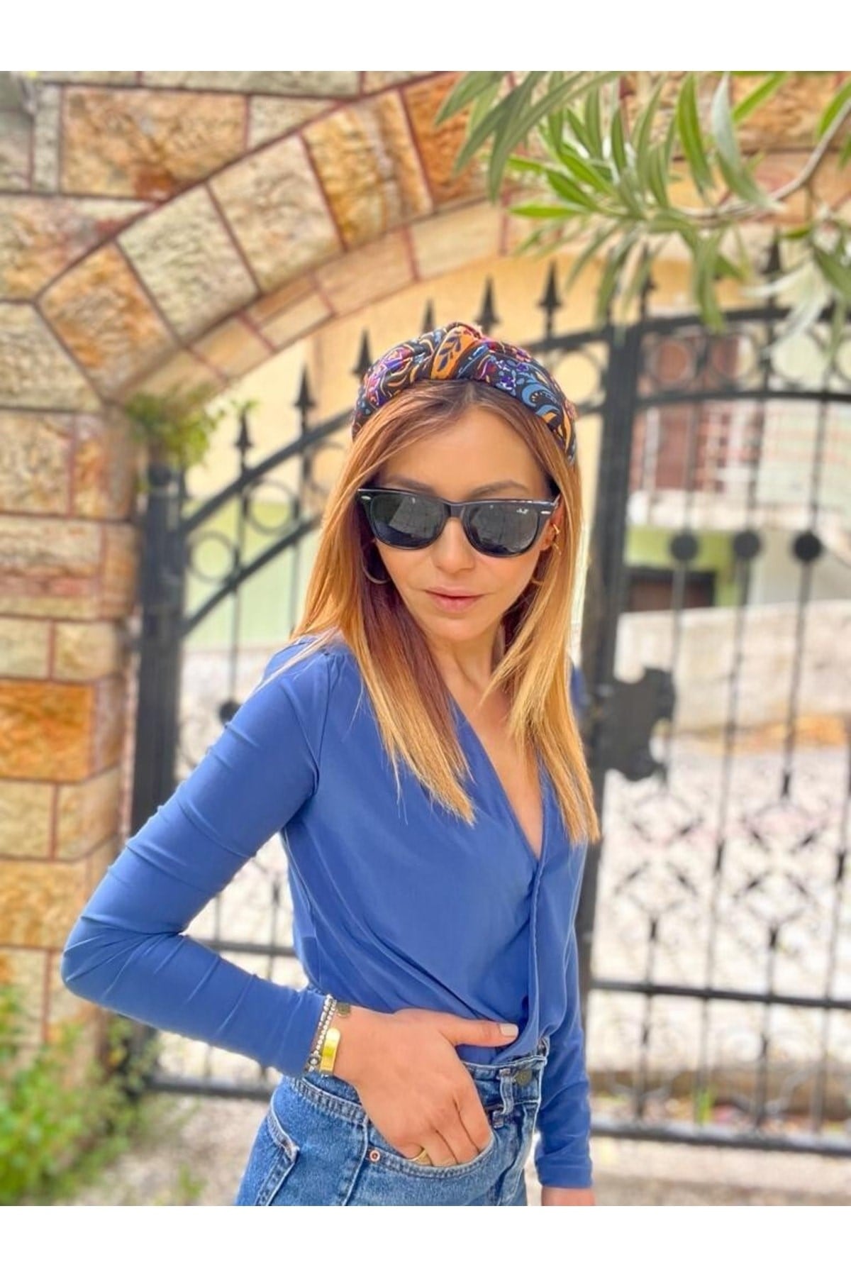 Desenli Taç