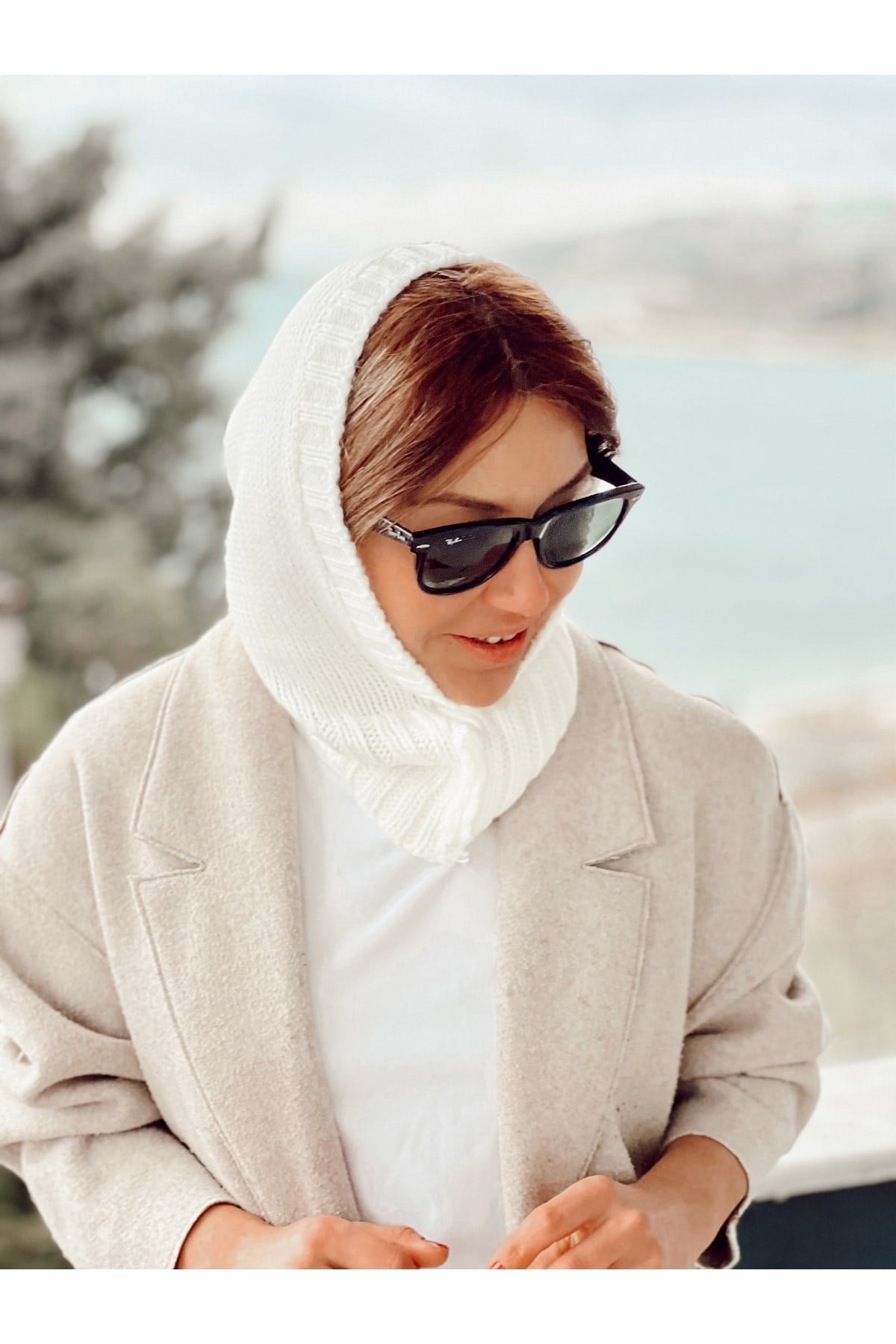 Kırık Beyaz Balaclava