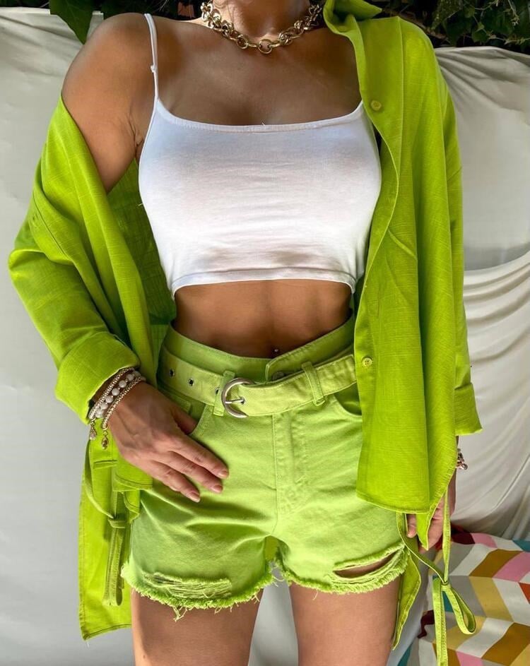 WOMAN MİNİ YEŞİL KOT TASARIM ŞORT