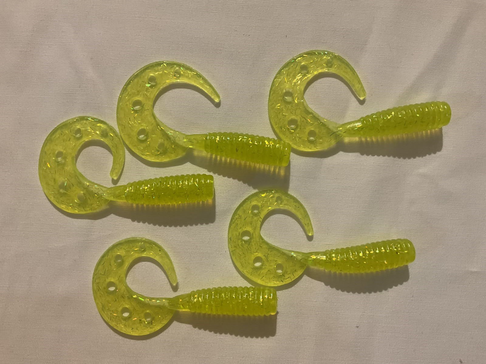 MUTANT (DAYANIKLI YUMUŞAK ISLAK) KUYRUK AKSİYONLU SİLİKON BALIK 7.5CM 3GR 5AD