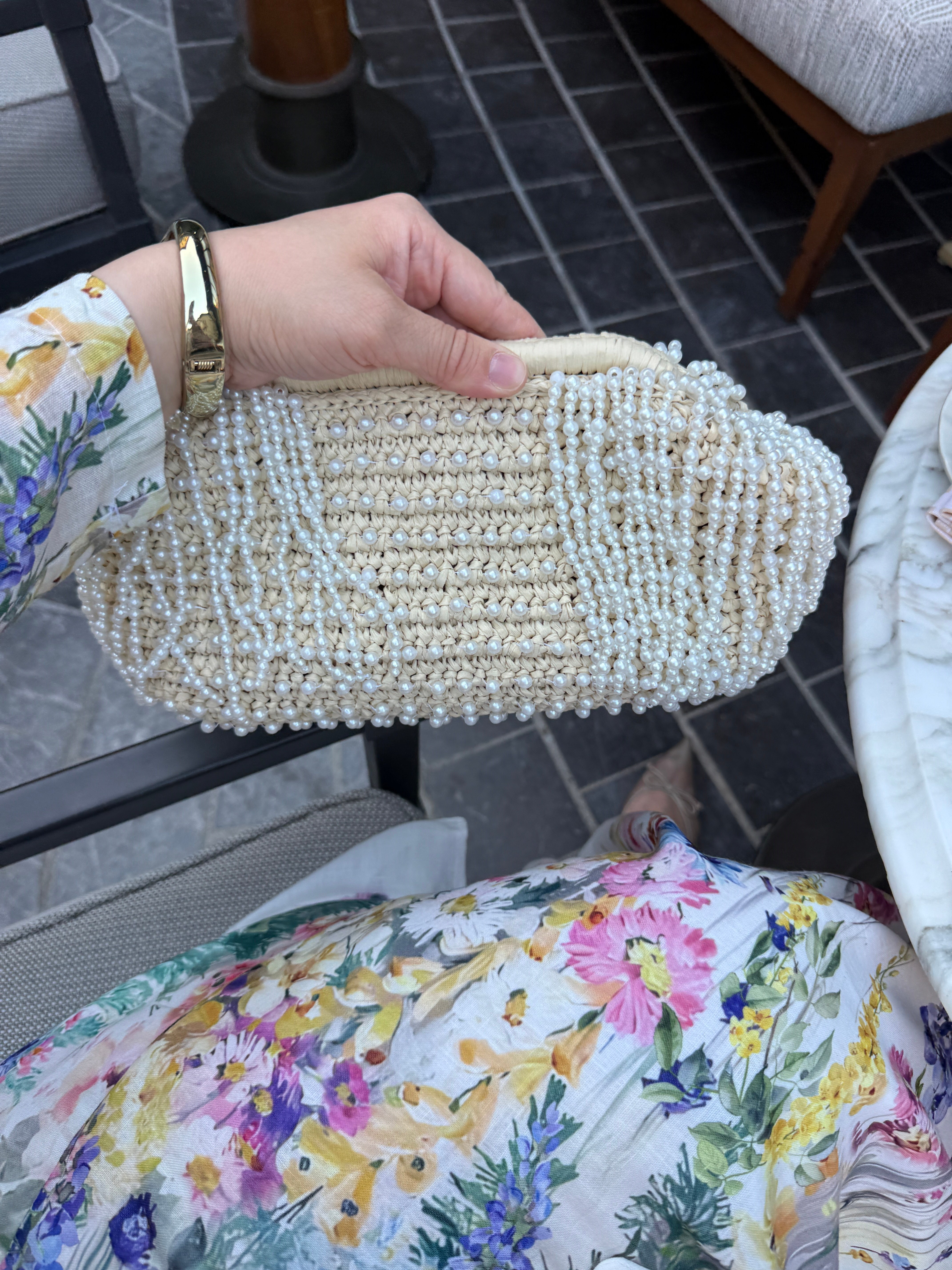 Pearl Clutch