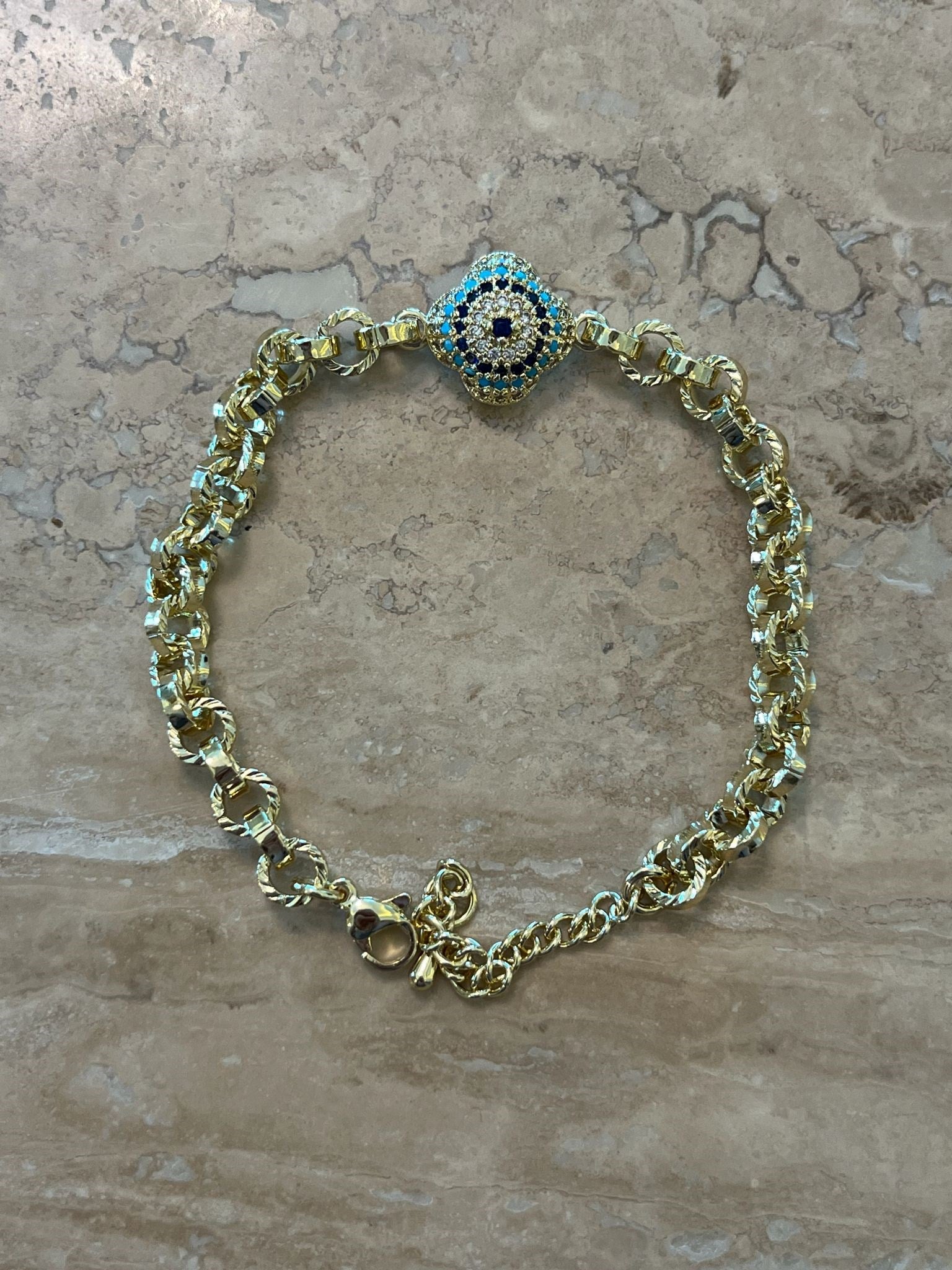 14 K NAZAR BİELKLİK 