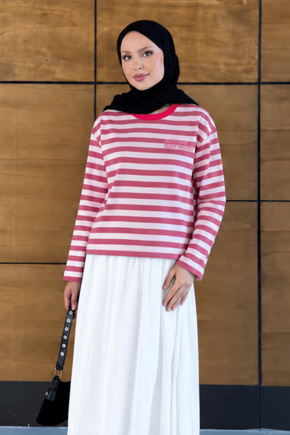 Baskılı Kırmızı - Pembe Çizgili Zelmora T-shirt