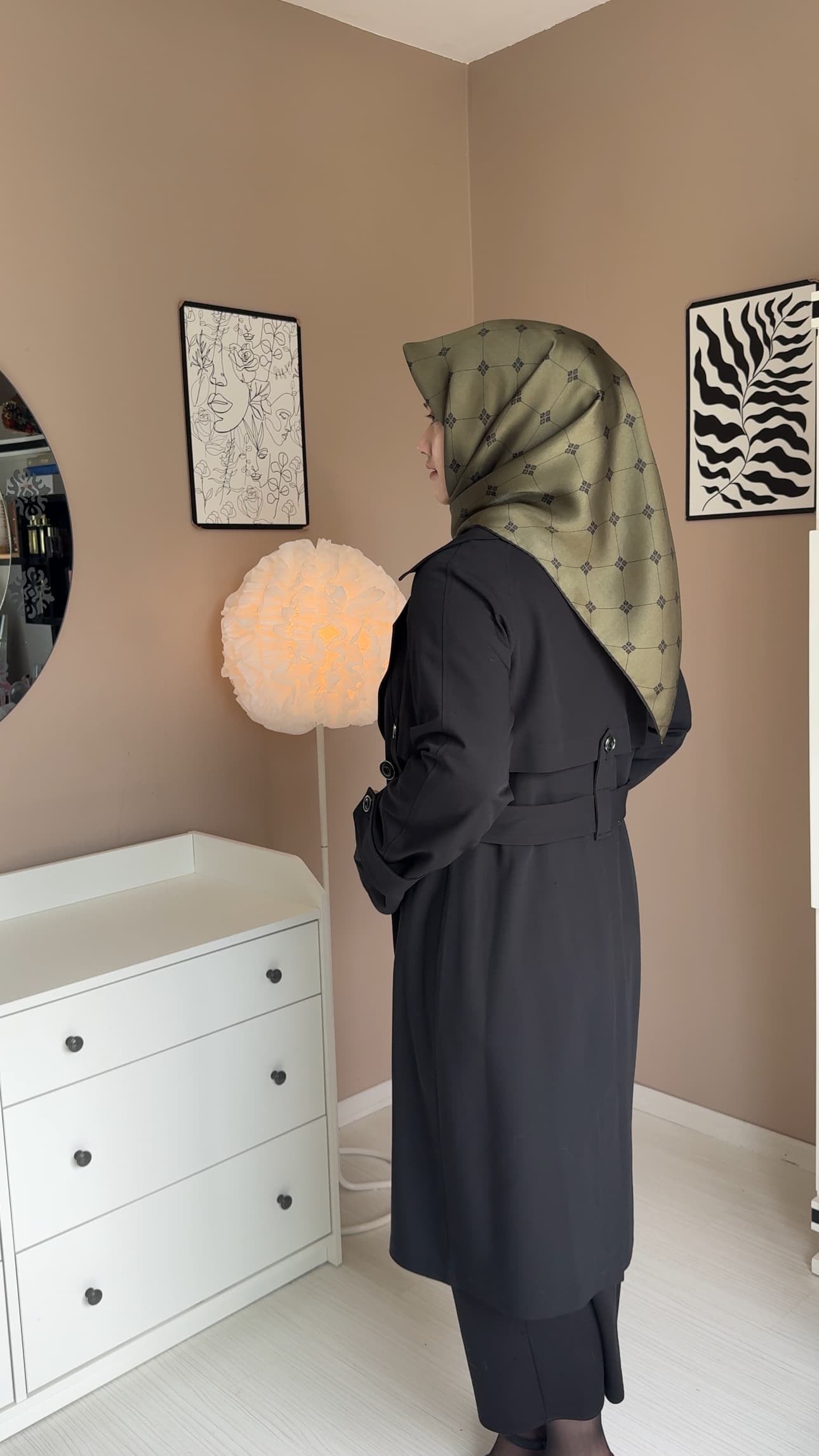 Mina Siyah Trençkot