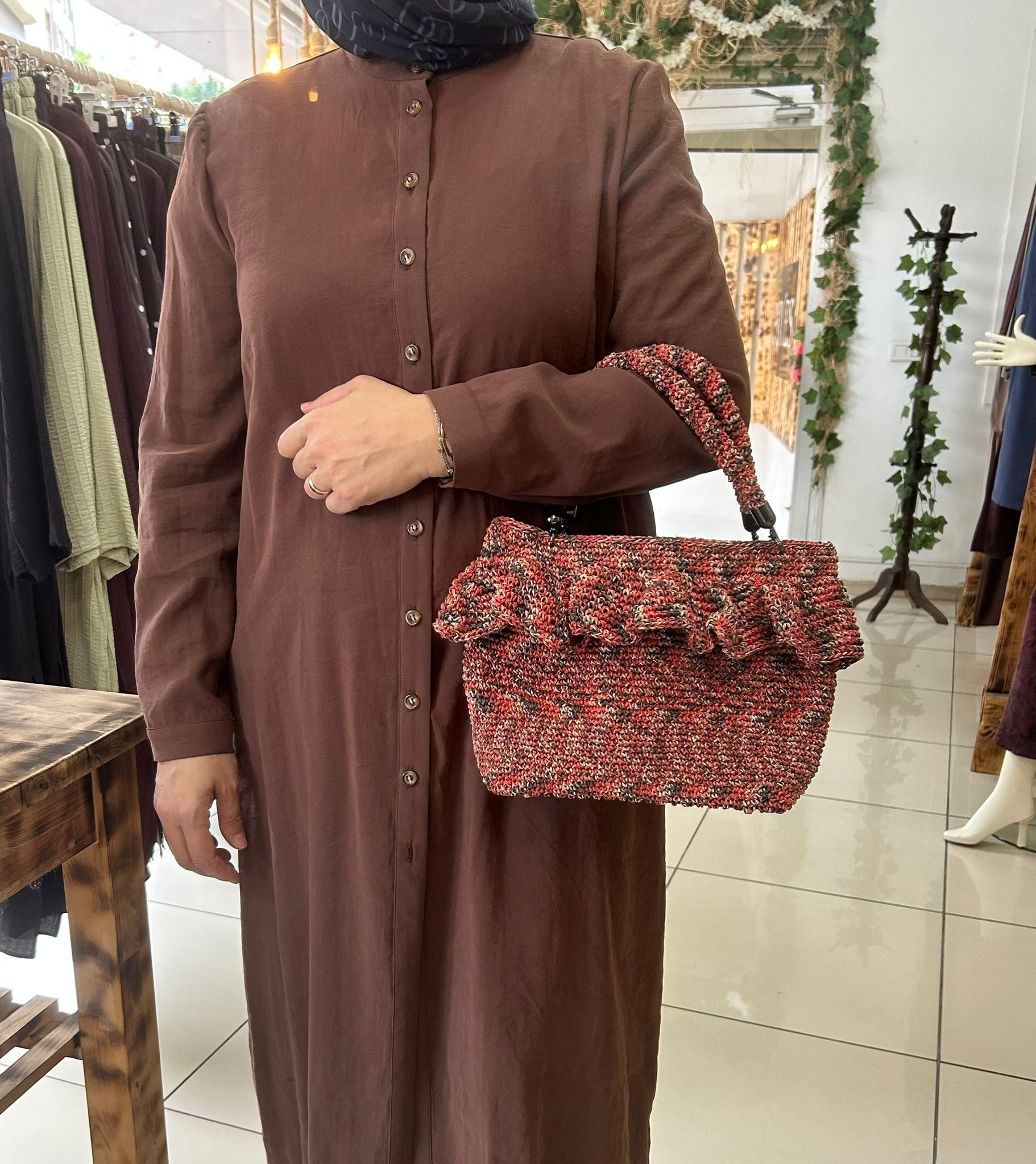 ÇT007/ÇOK RENKLİ EL ÇANTASI