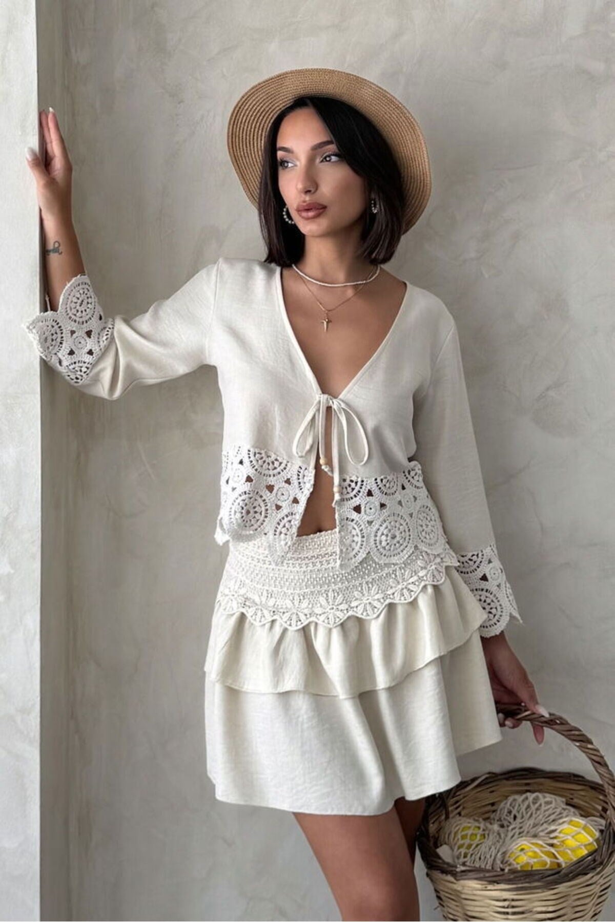 Kadın Dantel Detaylı Bağlamalı Bluz