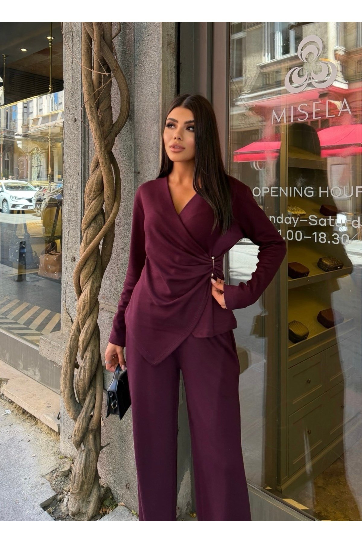 Kadın İnci Toka Detaylı Kruvaze Yaka Alt Üst Takım
