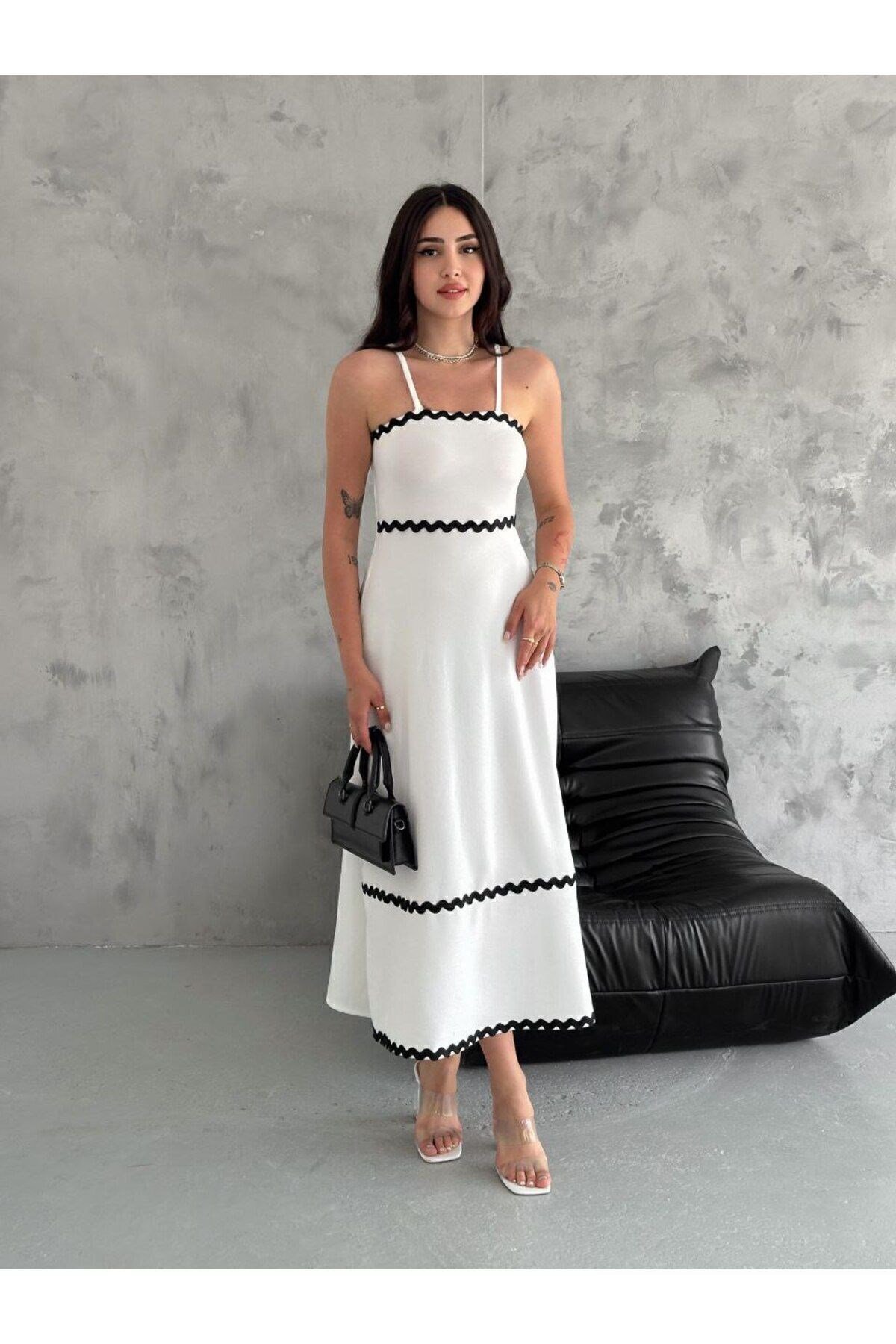 Kadın Siyah Çizgili Krep Kumaş Askılı Yazlık Elbise