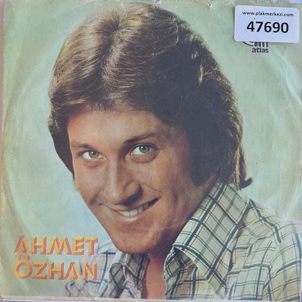 ahmet-ozhan-bak-yesil-yesil-icimde-kim-aab4b7.jpg