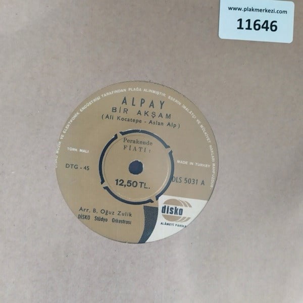 alpay-bir-aksam-tren-tr45ksiz-11646-6186d-.jpg