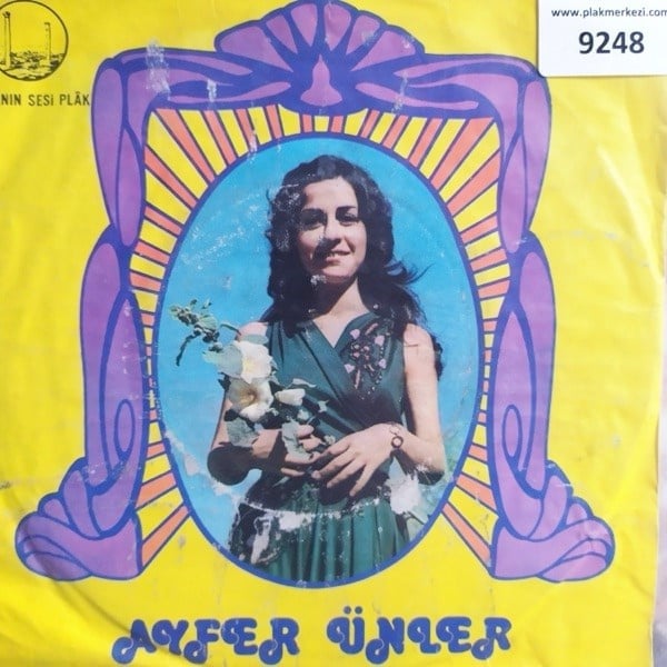 ayfer-unler-ben-sevdim-eller-aldiseni--348-7a.jpg